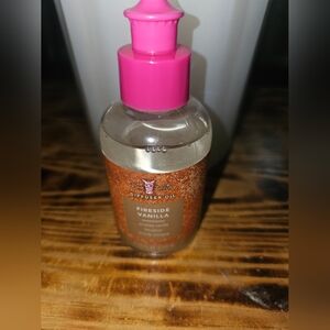 Pink Zebra Fireside Vanilla Diffuser Oil with Pink Cap